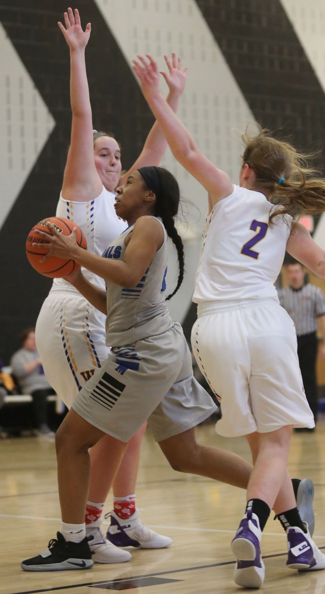 MacArthur vs Williamsville girls basketball 15 12.27.18.jpg